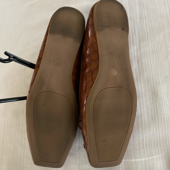 Liz Claiborne squared point Ballet Flats size 8 - Picture 11 of 11